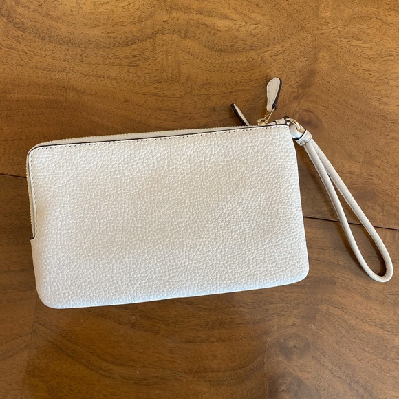 COACH Double Zip Wallet In Signature Canvas - Picture 9 of 10